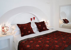 ABOVE BLUE SUITES SANTORINI